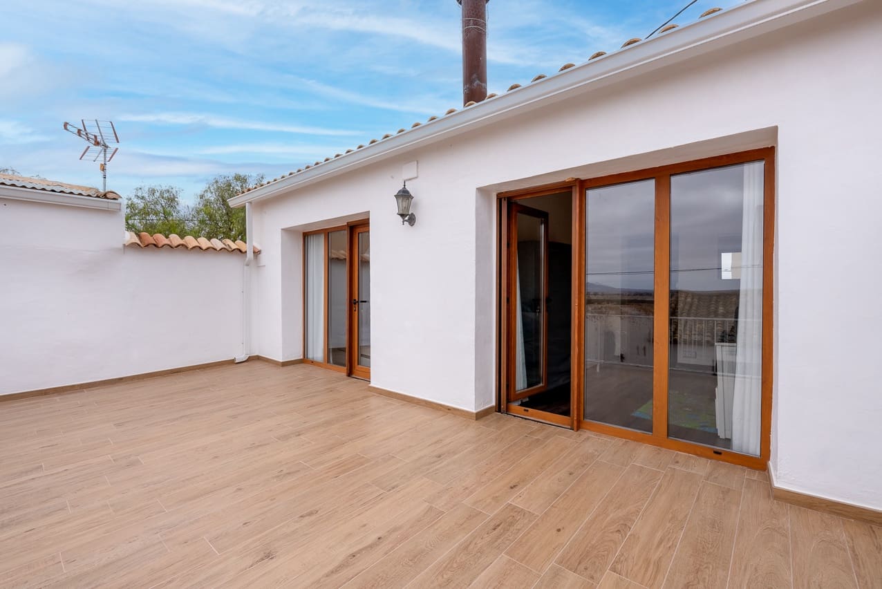 6 slaapkamer Finca/Landhuis te koop in Monovar / Monover met zwembad - € 129.950 (Ref: 8064953)