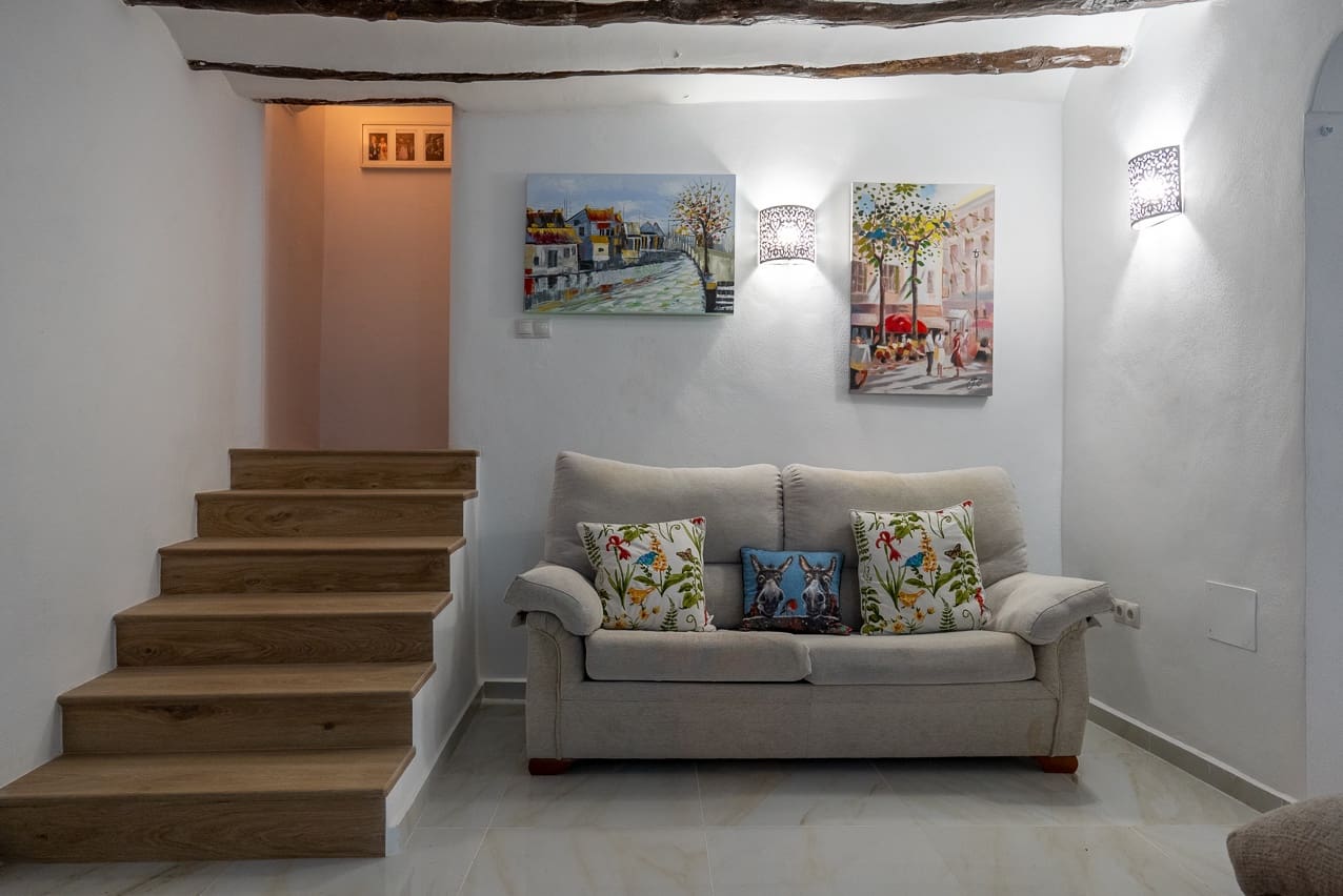 6 slaapkamer Finca/Landhuis te koop in Monovar / Monover met zwembad - € 129.950 (Ref: 8064953)