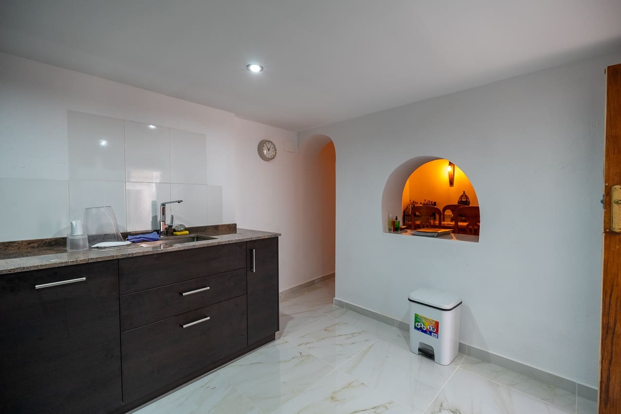 6 slaapkamer Finca/Landhuis te koop in Monovar / Monover met zwembad - € 129.950 (Ref: 8064953)