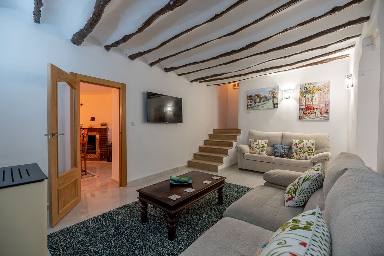 6 slaapkamer Finca/Landhuis te koop in Monovar / Monover met zwembad - € 129.950 (Ref: 8064953)