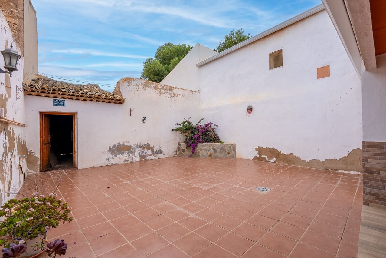 6 slaapkamer Finca/Landhuis te koop in Monovar / Monover met zwembad - € 129.950 (Ref: 8064953)