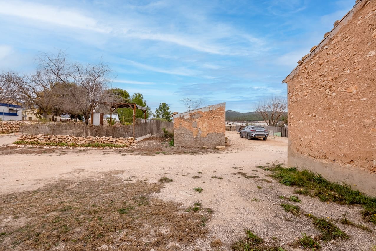 6 slaapkamer Finca/Landhuis te koop in Monovar / Monover met zwembad - € 129.950 (Ref: 8064953)