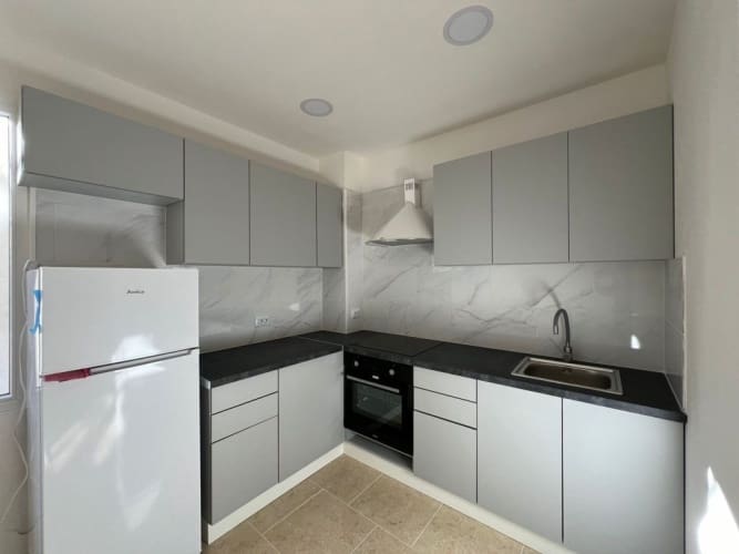 3 bedroom Townhouse for sale in Pinoso with pool - € 165,000 (Ref: 8101022)