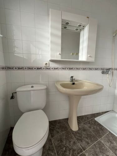 3 bedroom Townhouse for sale in Pinoso with pool - € 165,000 (Ref: 8101022)