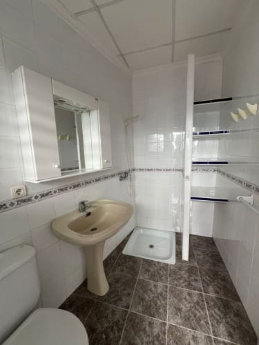 3 bedroom Townhouse for sale in Pinoso with pool - € 165,000 (Ref: 8101022)