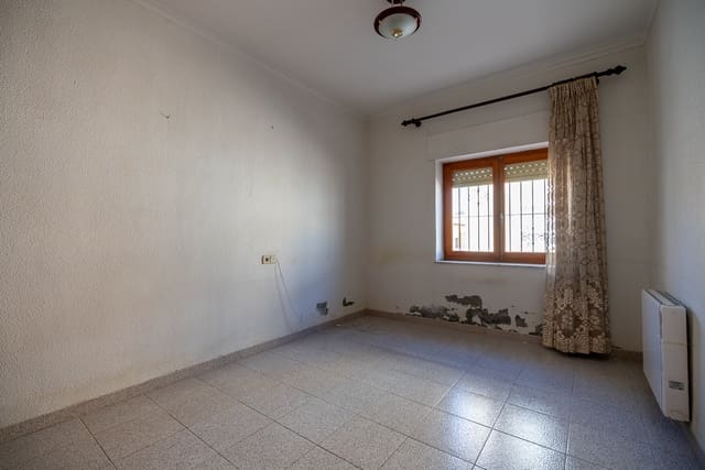 3 soverom Hus til salgs i Pinoso med svømmebasseng - € 135 000 (Ref: 8145613)