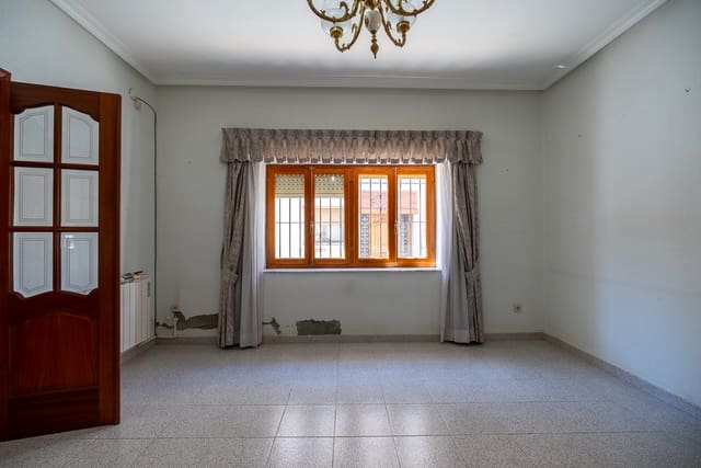 3 soverom Hus til salgs i Pinoso med svømmebasseng - € 135 000 (Ref: 8145613)