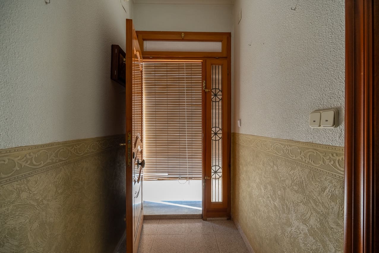 3 bedroom Townhouse for sale in Pinoso with pool - € 135,000 (Ref: 8145613)