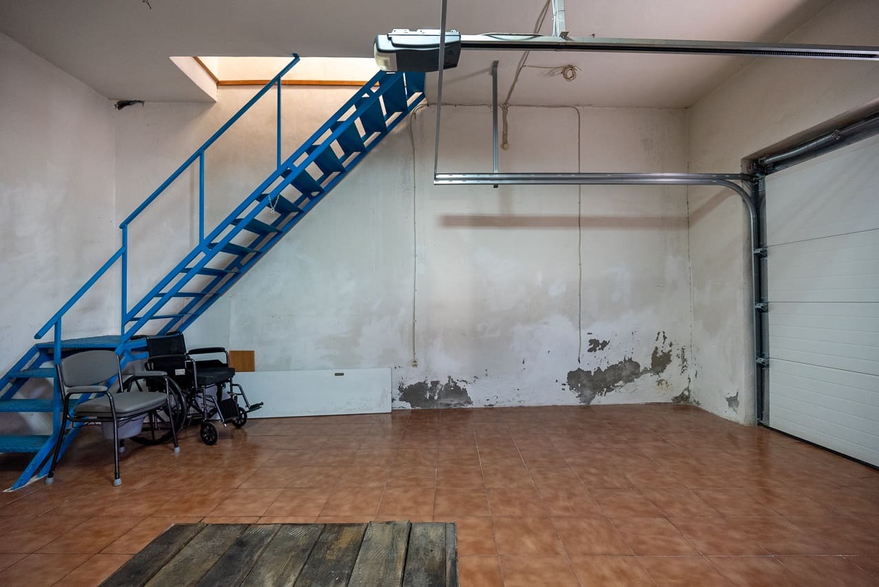 3 bedroom Townhouse for sale in Pinoso with pool - € 135,000 (Ref: 8145613)