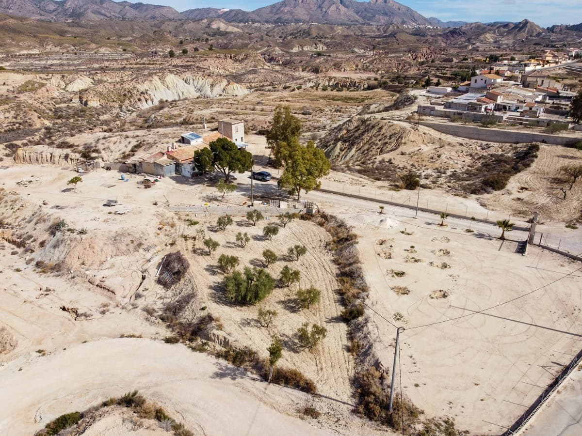 4 slaapkamer Finca/Landhuis te koop in El Partidor met zwembad - € 150.000 (Ref: 8158044)