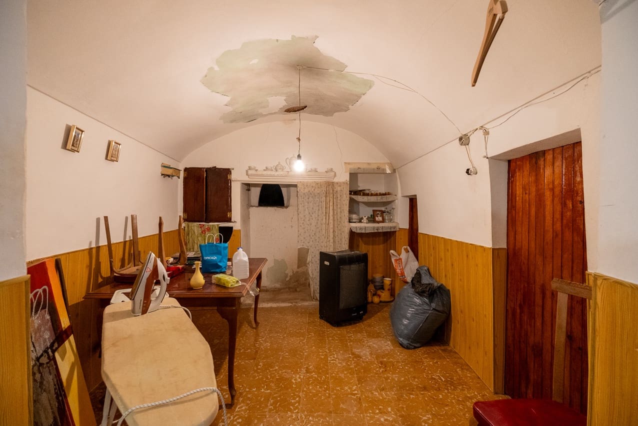 4 slaapkamer Finca/Landhuis te koop in El Partidor met zwembad - € 150.000 (Ref: 8158044)