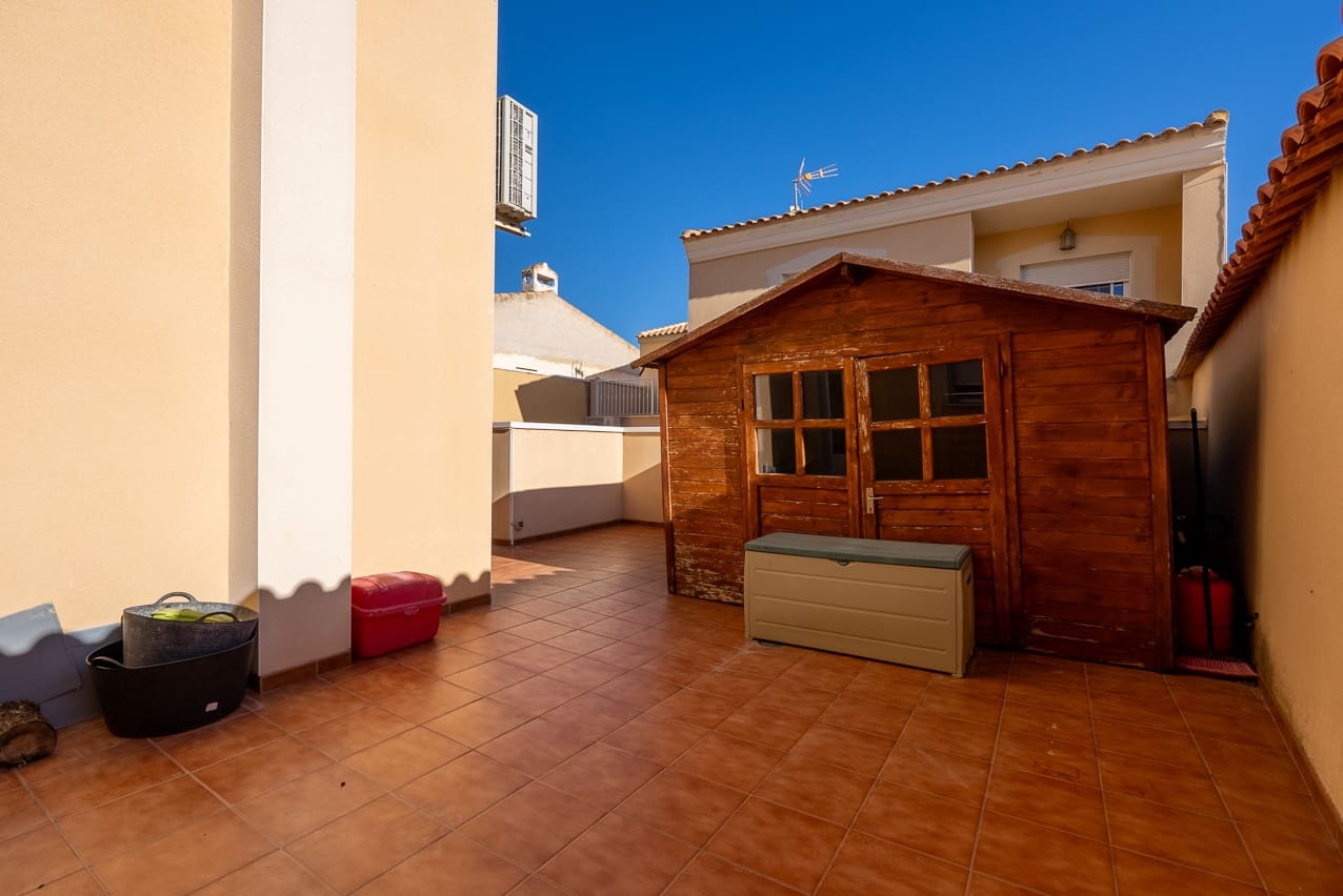 3 soveværelse Byhus til salg i Hondon de los Frailes med swimmingpool - € 186.000 (Ref: 8176922)