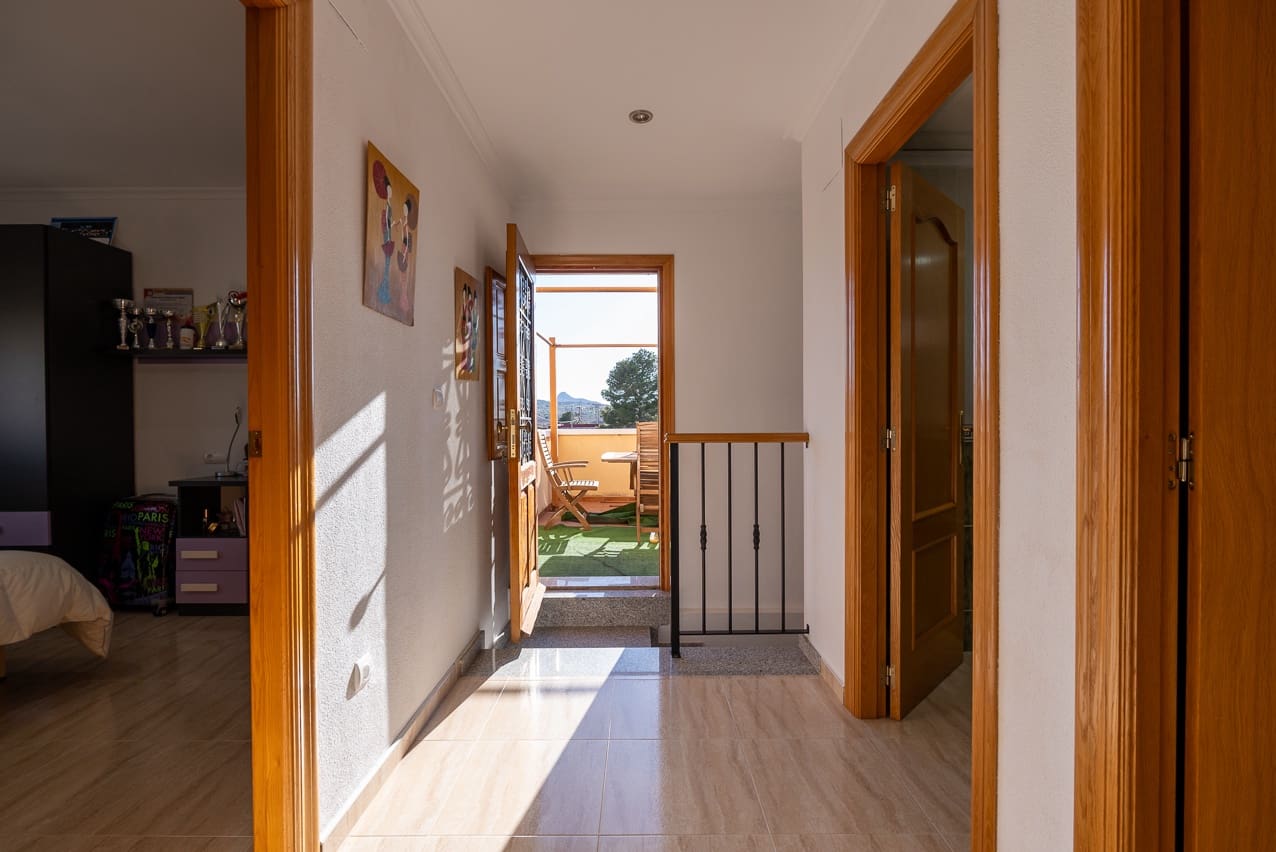 3 soveværelse Byhus til salg i Hondon de los Frailes med swimmingpool - € 186.000 (Ref: 8176922)