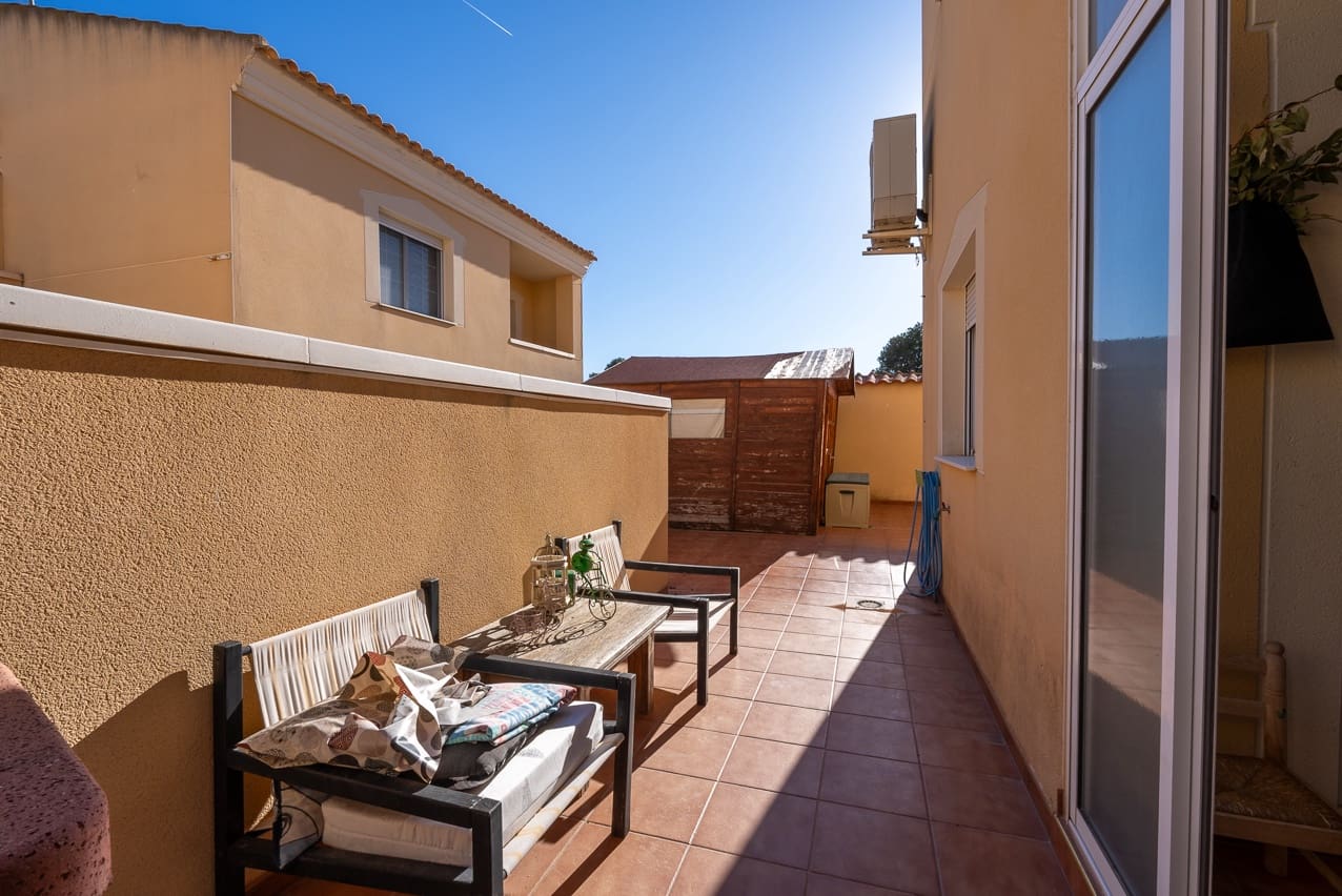 3 soveværelse Byhus til salg i Hondon de los Frailes med swimmingpool - € 186.000 (Ref: 8176922)