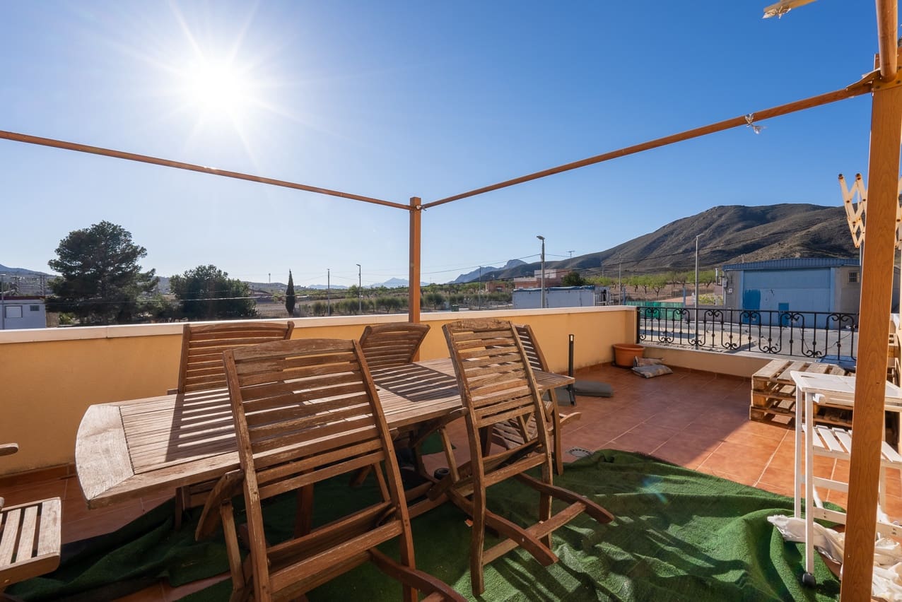 3 soveværelse Byhus til salg i Hondon de los Frailes med swimmingpool - € 186.000 (Ref: 8176922)