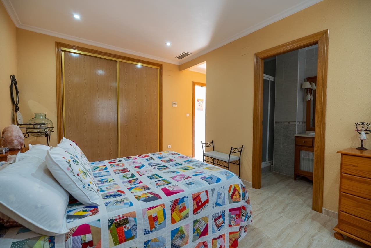 3 soveværelse Byhus til salg i Hondon de los Frailes med swimmingpool - € 186.000 (Ref: 8176922)