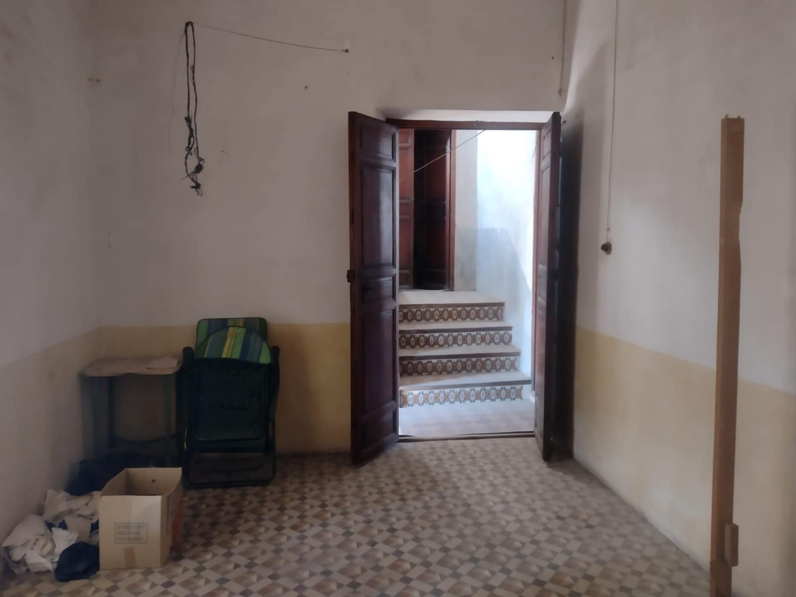 8 quarto Casa em Banda para venda em Pinoso com piscina - 150 000 € (Ref: 8182367)