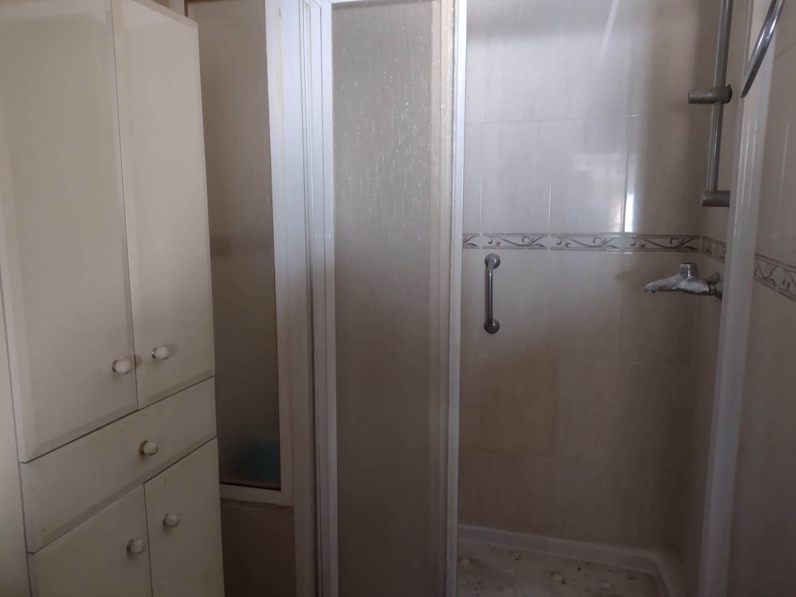 8 quarto Casa em Banda para venda em Pinoso com piscina - 150 000 € (Ref: 8182367)