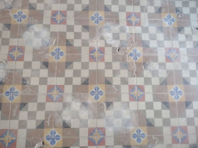 8 bedroom Townhouse for sale in Pinoso with pool - € 150,000 (Ref: 8182367)