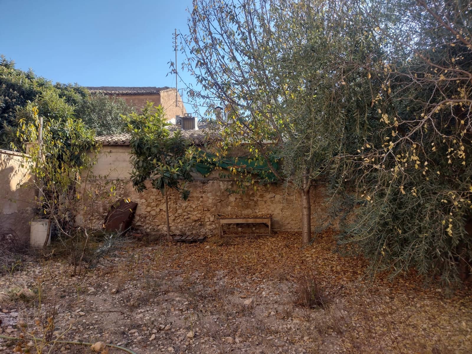 8 quarto Casa em Banda para venda em Pinoso com piscina - 150 000 € (Ref: 8182367)