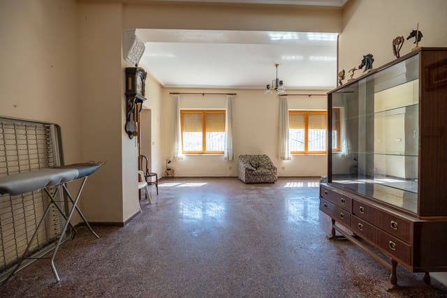 6 bedroom Finca/Country House for sale in Monóvar / Monóver with pool - € 395,000 (Ref: 8197019)