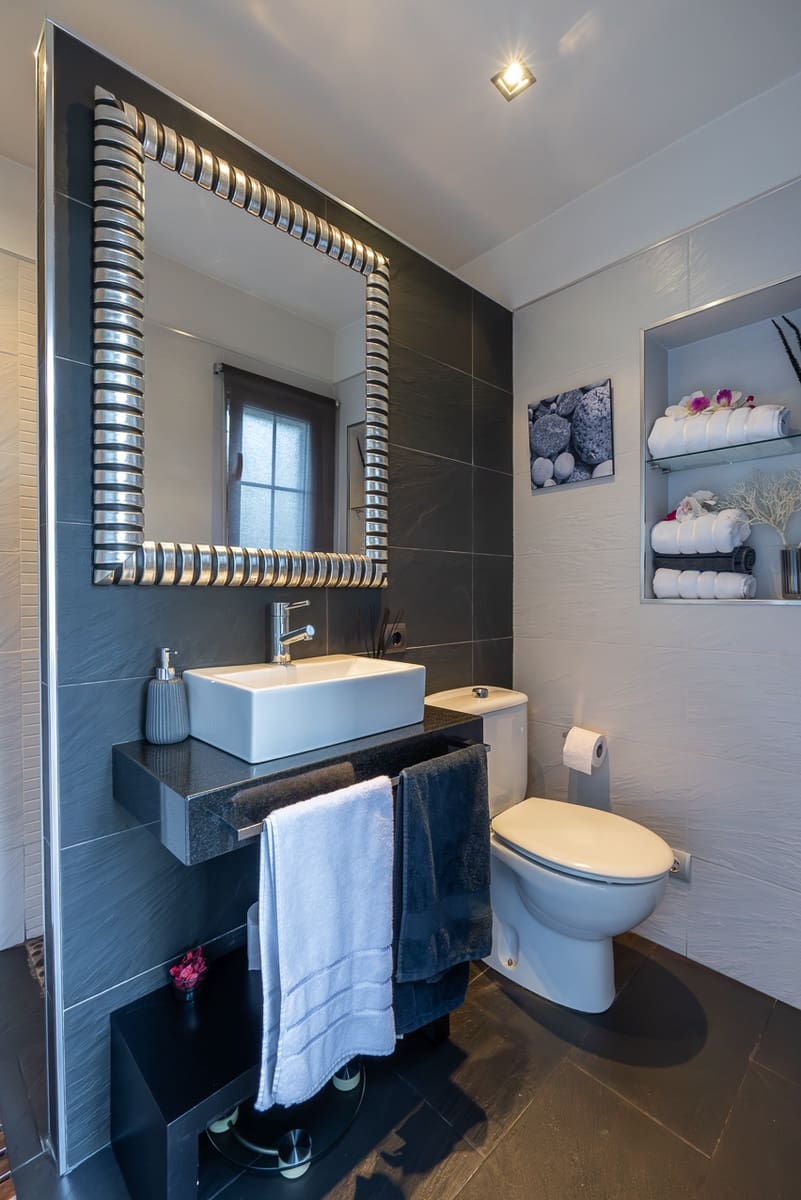 5 soveværelse Villa til salg i Elda med swimmingpool - € 649.000 (Ref: 8242331)