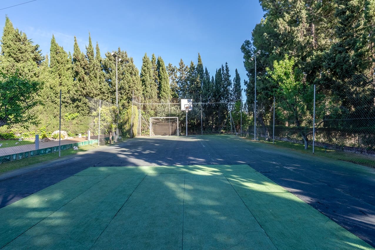 5 soveværelse Villa til salg i Elda med swimmingpool - € 649.000 (Ref: 8242331)