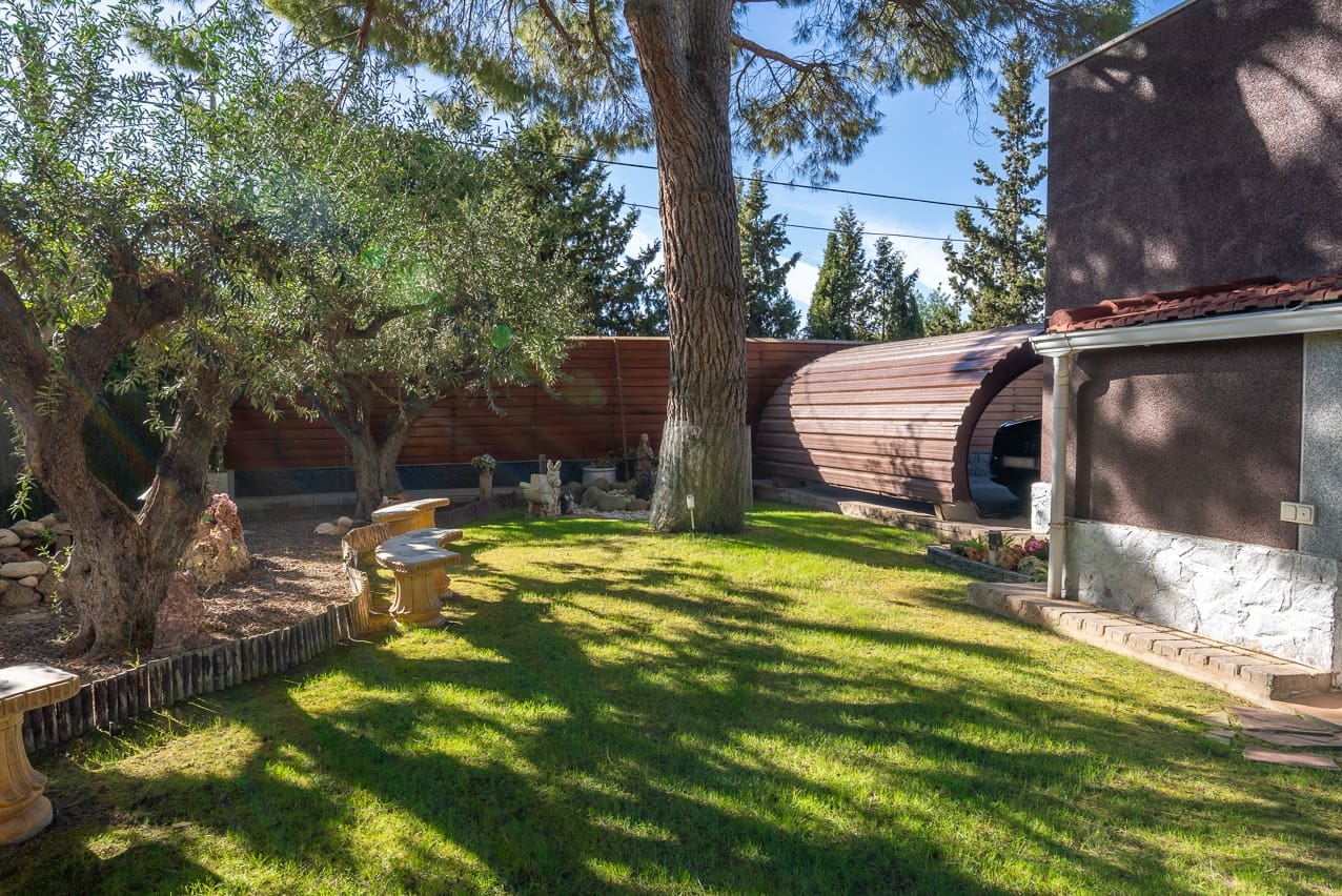 5 soveværelse Villa til salg i Elda med swimmingpool - € 649.000 (Ref: 8242331)