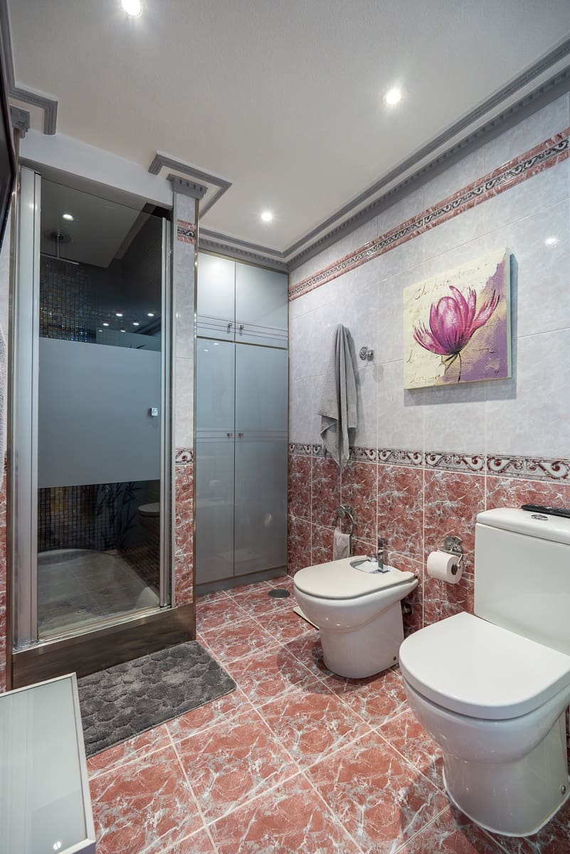 5 soveværelse Villa til salg i Elda med swimmingpool - € 649.000 (Ref: 8242331)