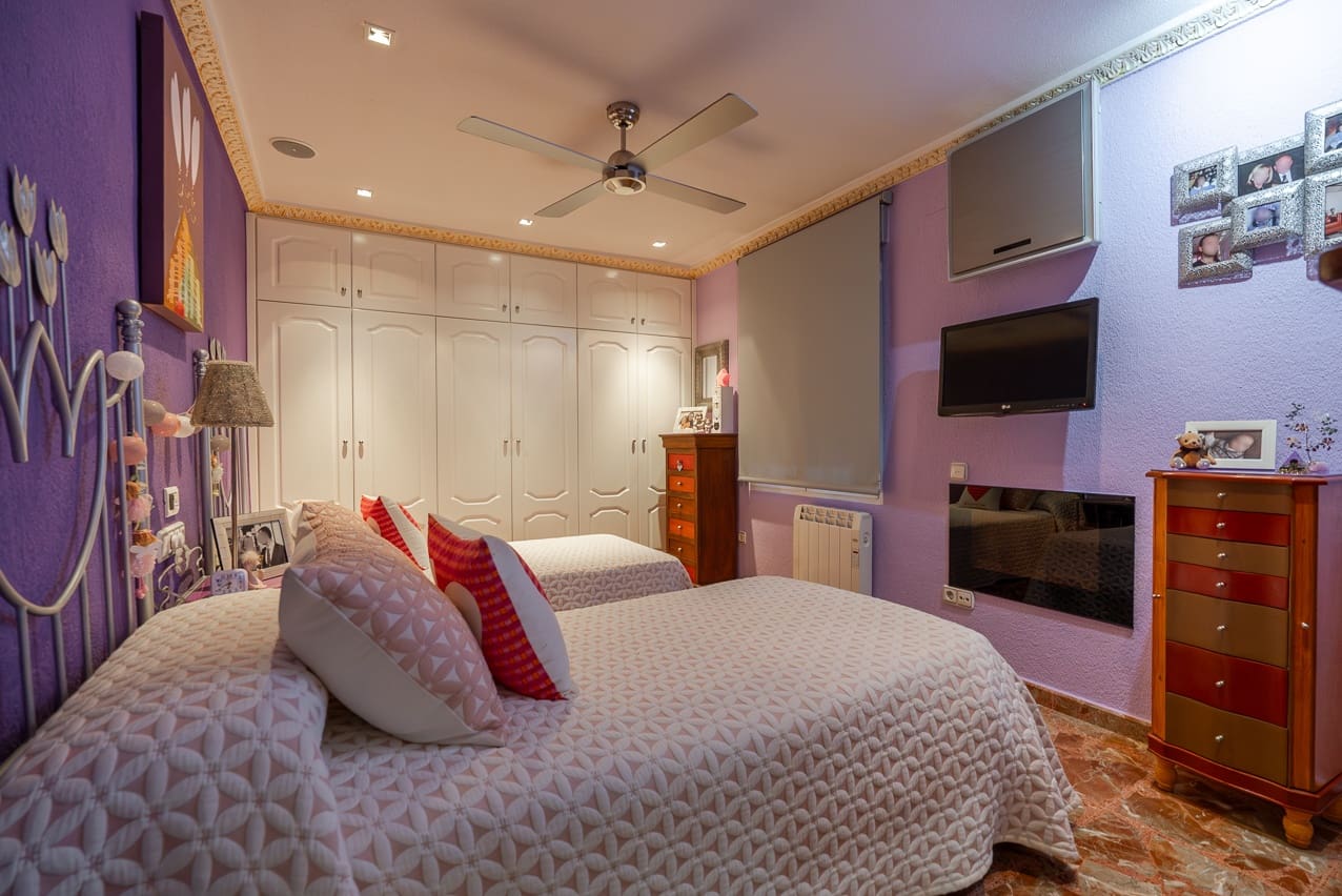 5 soveværelse Villa til salg i Elda med swimmingpool - € 649.000 (Ref: 8242331)