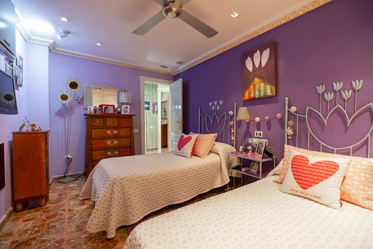 5 soveværelse Villa til salg i Elda med swimmingpool - € 649.000 (Ref: 8242331)