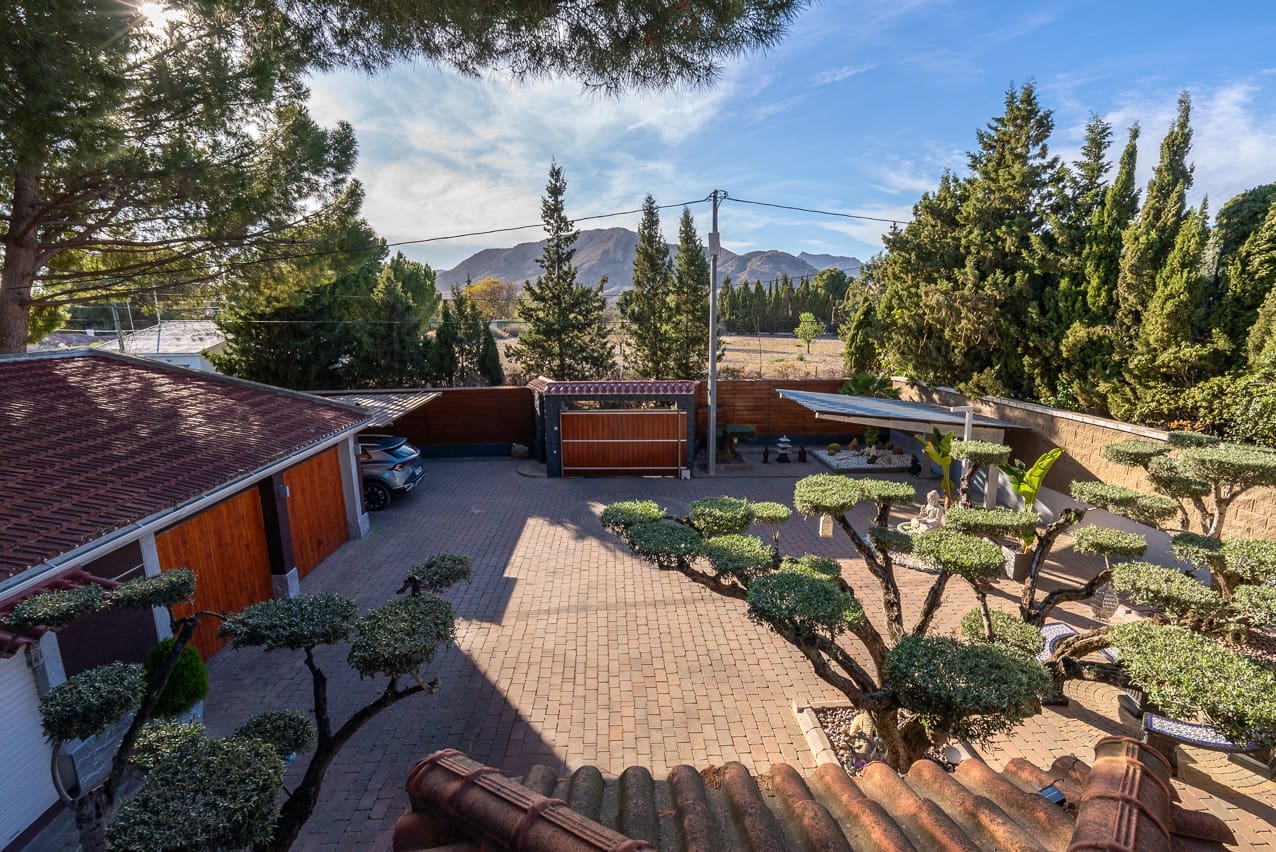 5 soveværelse Villa til salg i Elda med swimmingpool - € 649.000 (Ref: 8242331)