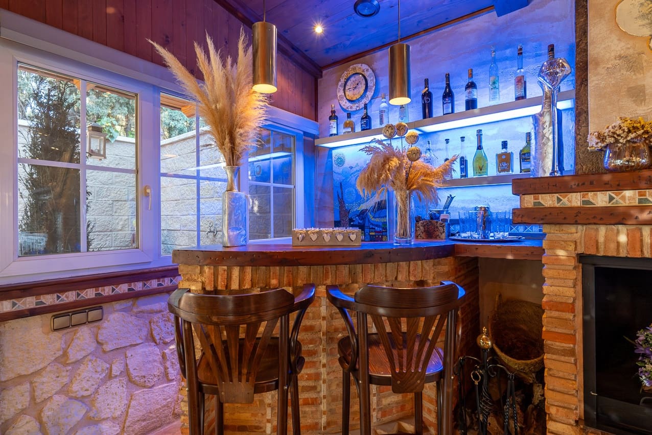 5 soveværelse Villa til salg i Elda med swimmingpool - € 649.000 (Ref: 8242331)