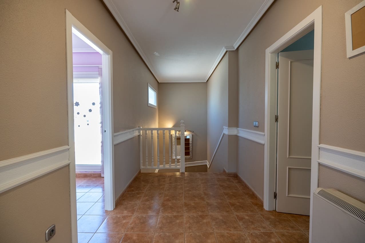 4 sypialnia Dom na sprzedaż w Pinoso z basenem - 249 000 € (Ref: 8287239)