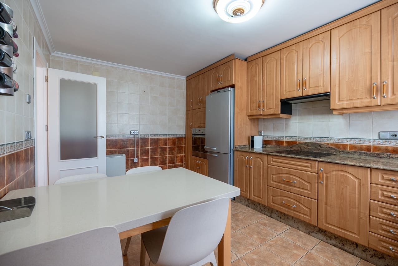 4 sypialnia Dom na sprzedaż w Pinoso z basenem - 249 000 € (Ref: 8287239)