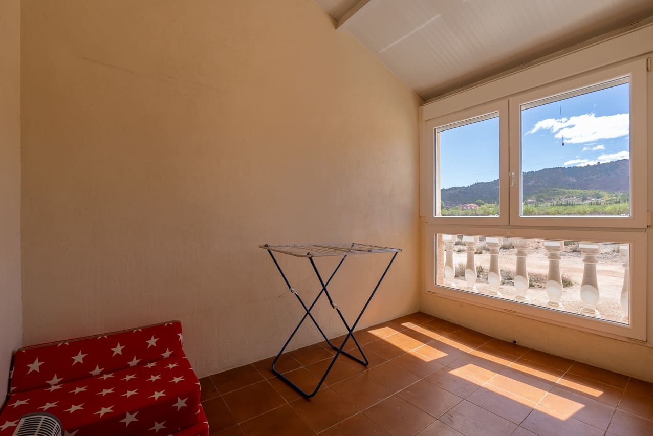 4 sypialnia Dom na sprzedaż w Pinoso z basenem - 249 000 € (Ref: 8287239)