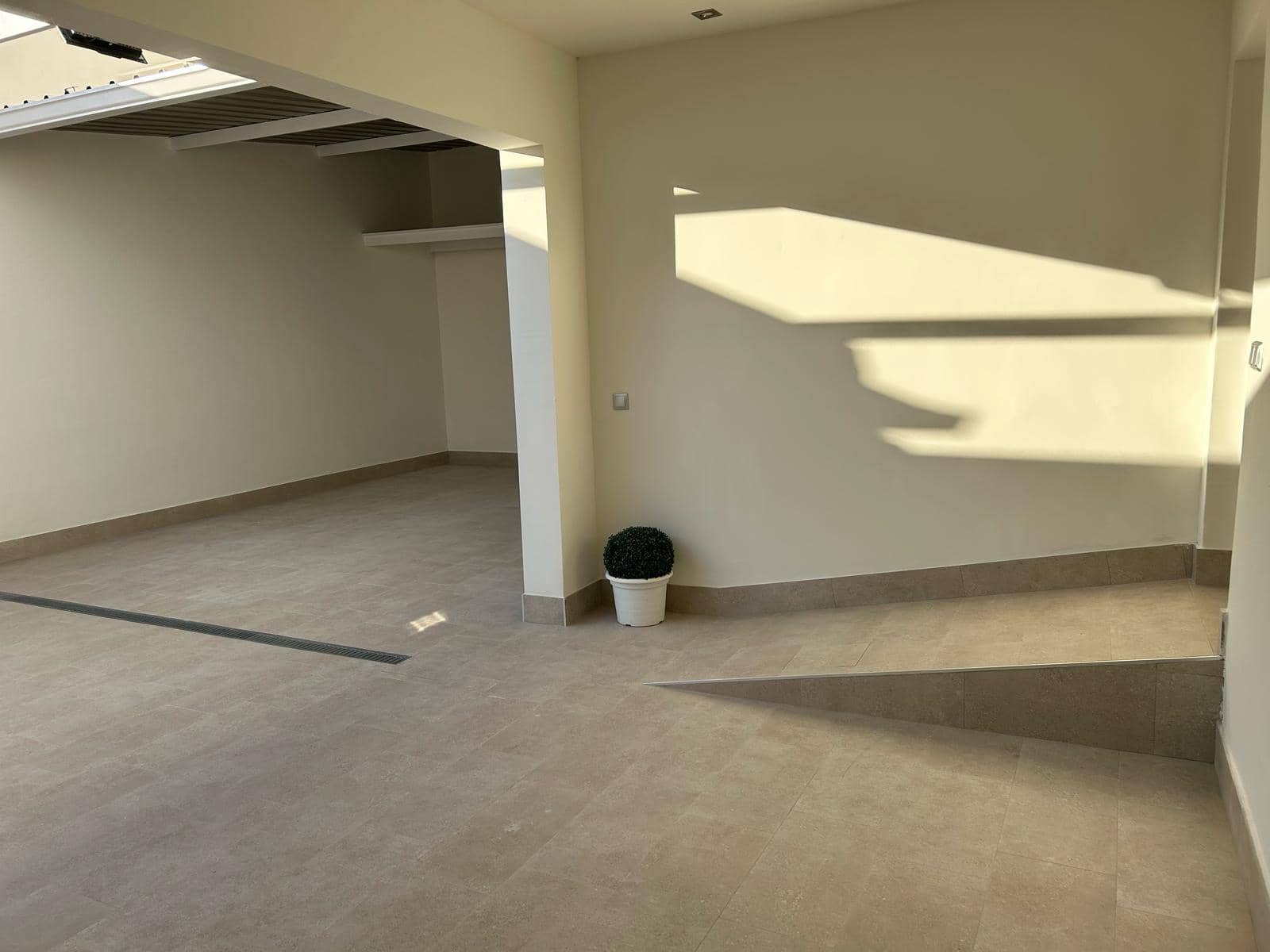 4 sypialnia Dom na sprzedaż w Pinoso z basenem - 249 000 € (Ref: 8287239)