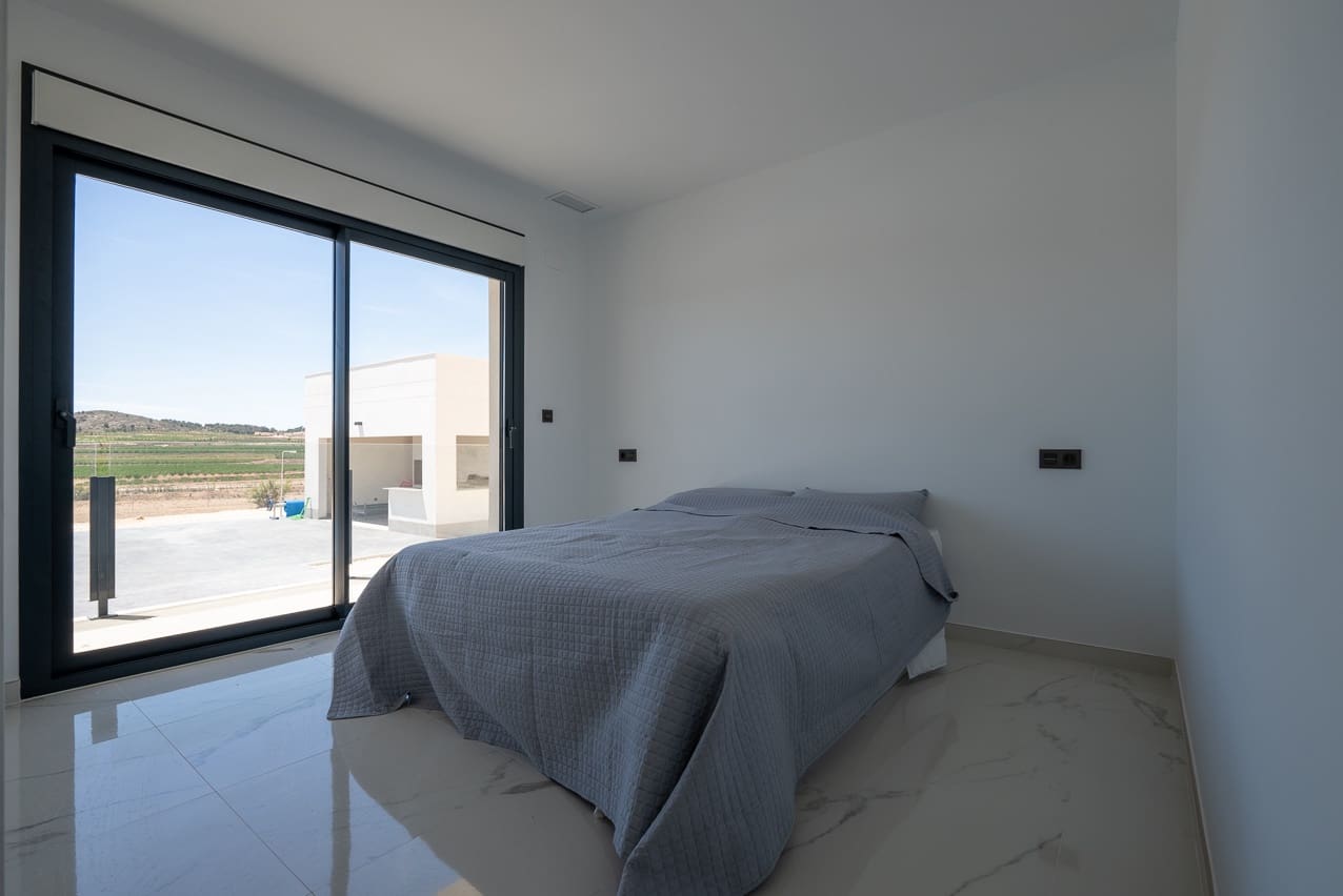 4 quarto Moradia para venda em Pinoso com piscina - 489 000 € (Ref: 8326694)