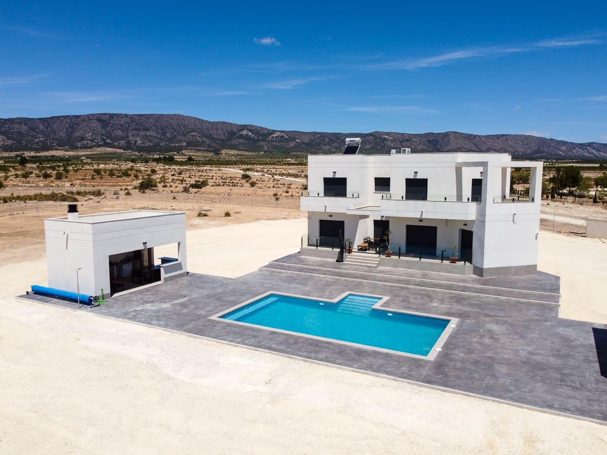 4 quarto Moradia para venda em Pinoso com piscina - 489 000 € (Ref: 8326694)