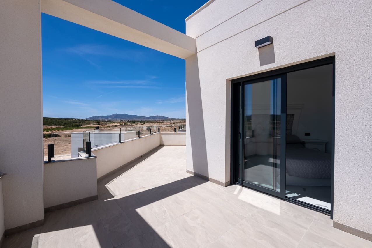 4 quarto Moradia para venda em Pinoso com piscina - 489 000 € (Ref: 8326694)