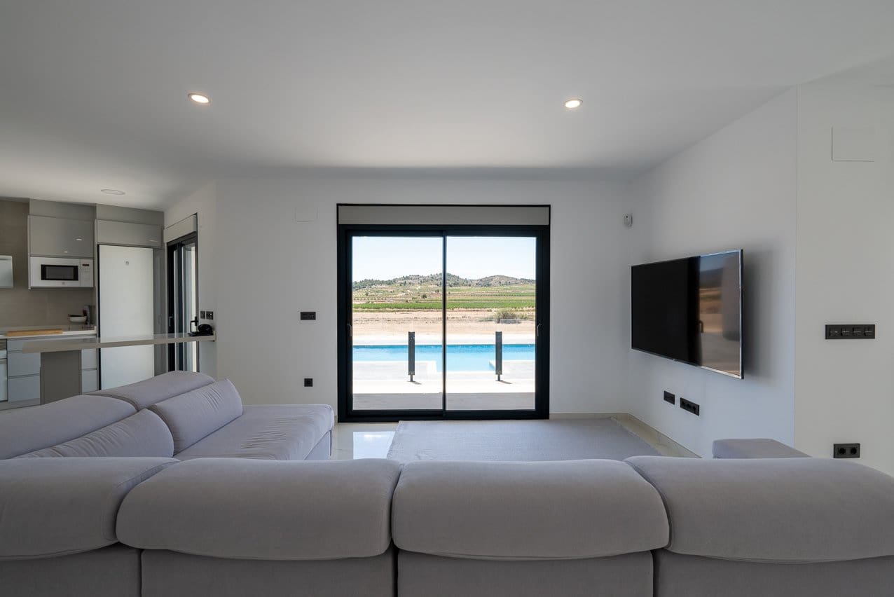 4 bedroom Villa for sale in Pinoso with pool - € 518,000 (Ref: 8326694)