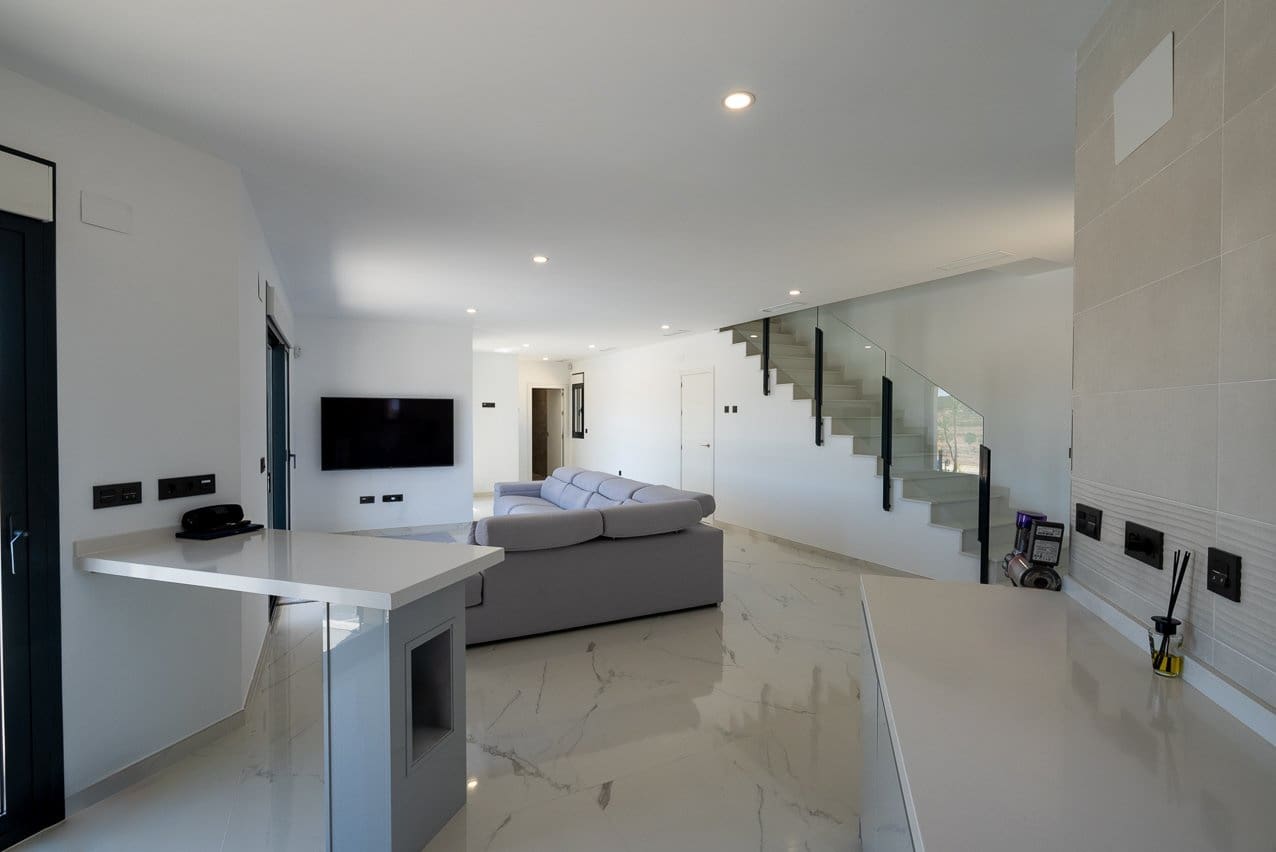 4 bedroom Villa for sale in Pinoso with pool - € 518,000 (Ref: 8326694)