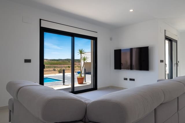 4 slaapkamer Villa te koop in Pinoso met zwembad - € 518.000 (Ref: 8326694)