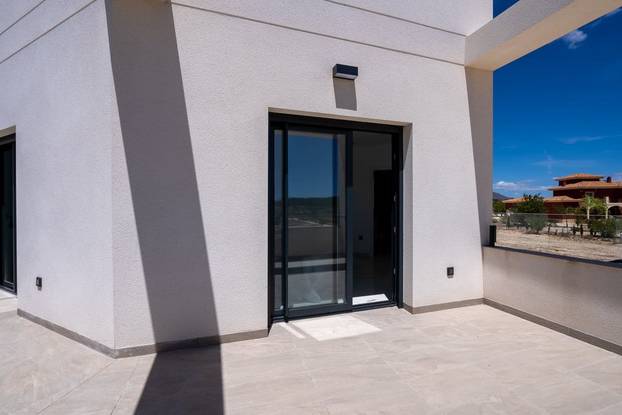 4 bedroom Villa for sale in Pinoso with pool - € 518,000 (Ref: 8326694)