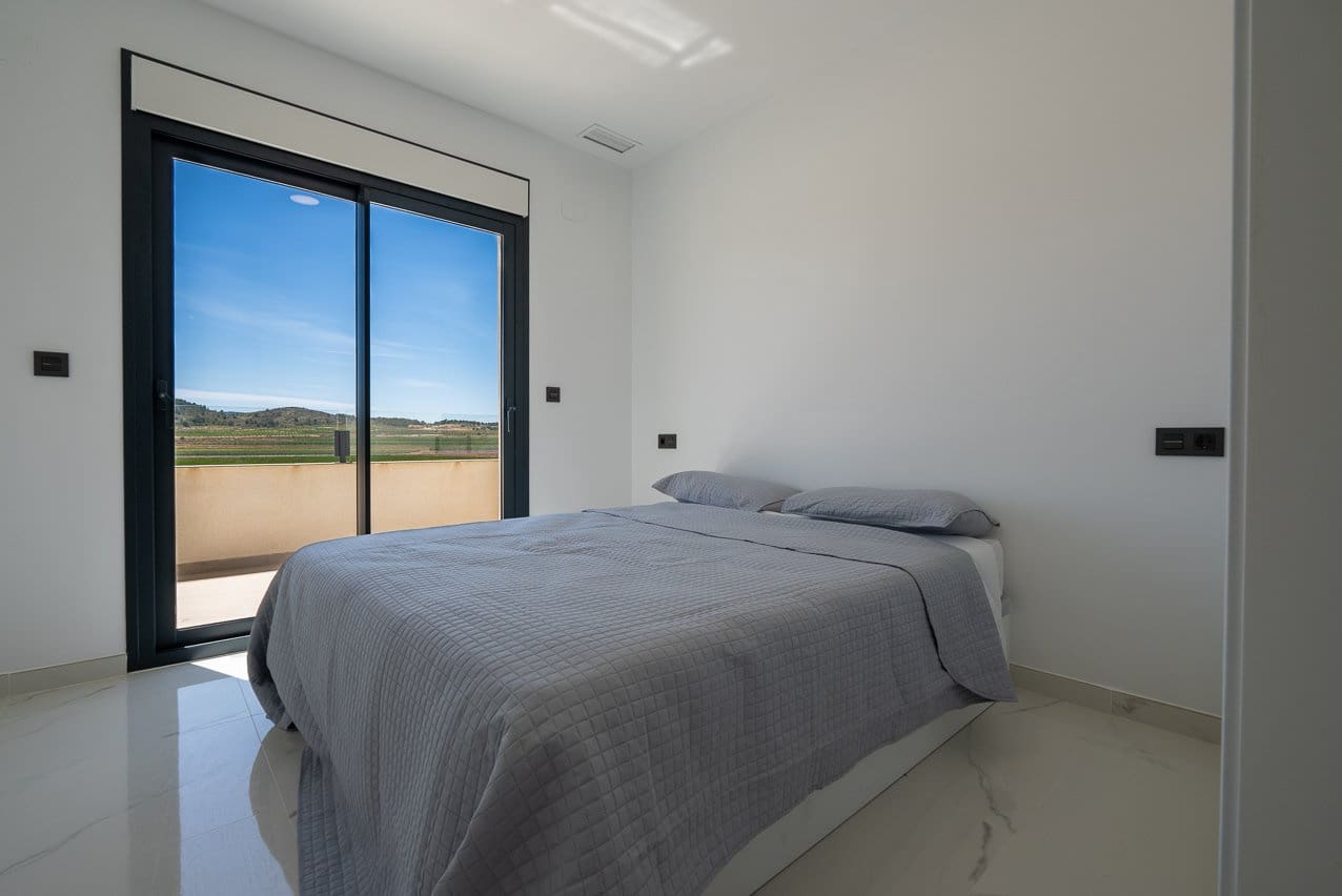 4 bedroom Villa for sale in Pinoso with pool - € 518,000 (Ref: 8326694)