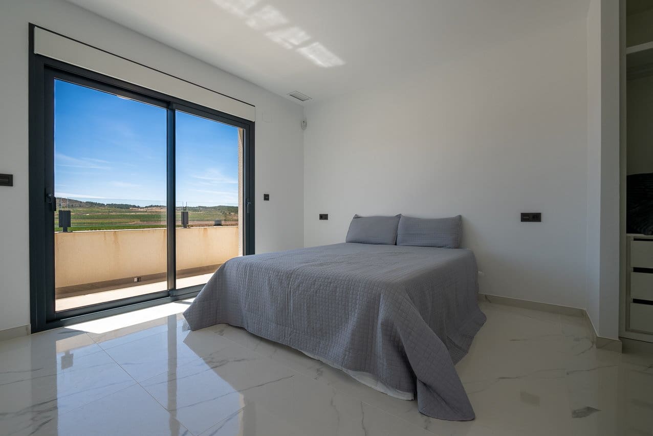 4 bedroom Villa for sale in Pinoso with pool - € 518,000 (Ref: 8326694)