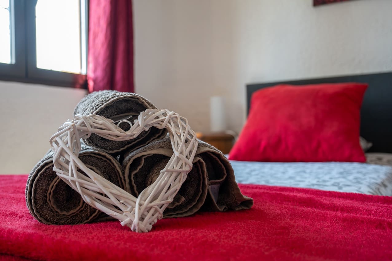 7 bedroom Villa for sale in Barbarroja with pool - € 534,995 (Ref: 8338993)