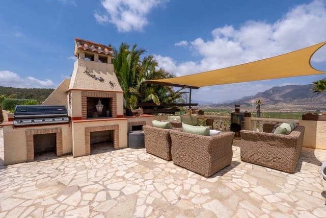 6 soveværelse Villa til salg i Barbarroja, Orihuela med swimmingpool - € 534.995 (Ref: 8338993)