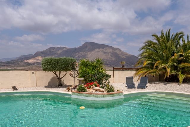 6 soveværelse Villa til salg i Barbarroja, Orihuela med swimmingpool - € 534.995 (Ref: 8338993)
