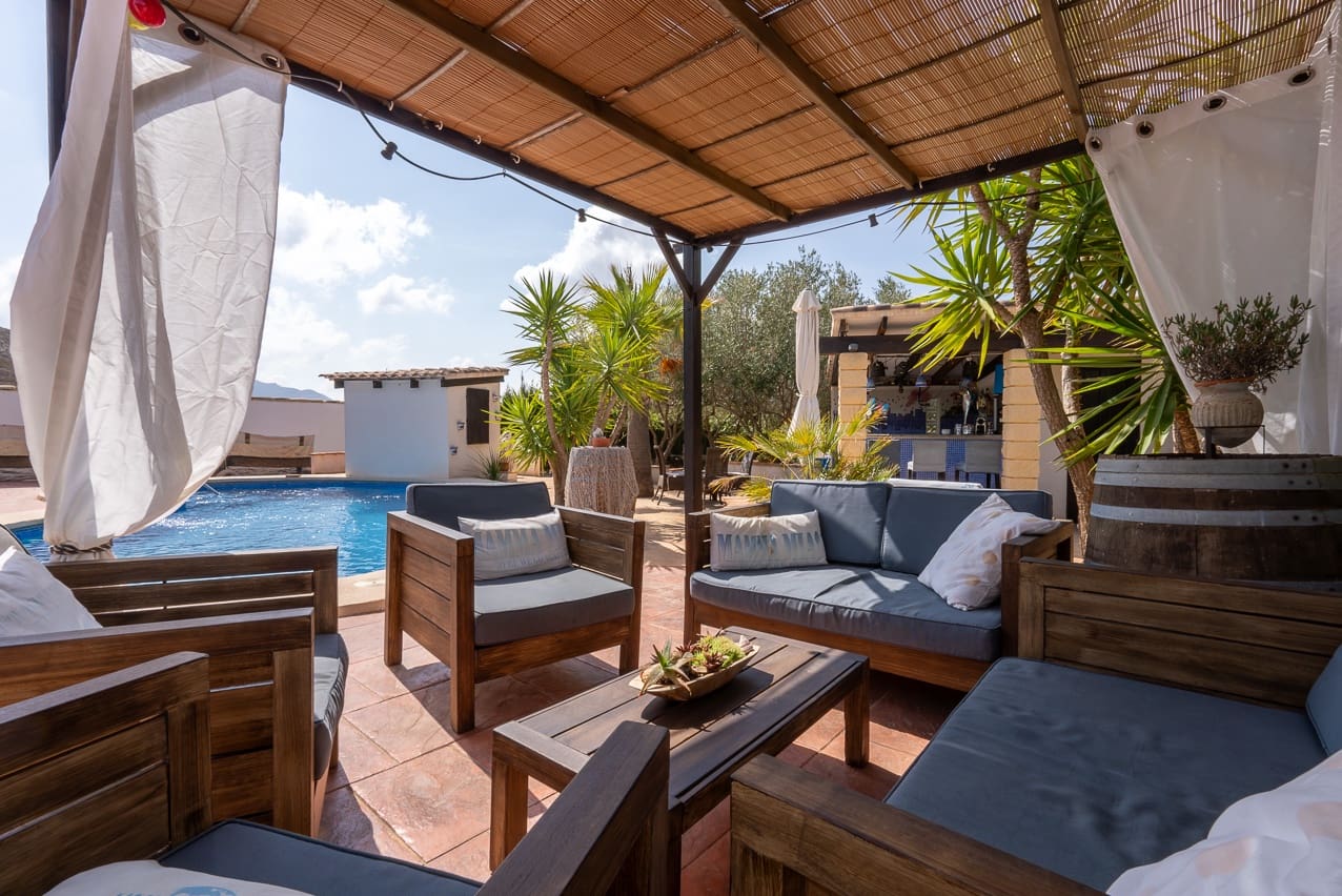 6 soveværelse Finca/Landehus til salg i Barbarroja med swimmingpool - € 850.000 (Ref: 8347272)